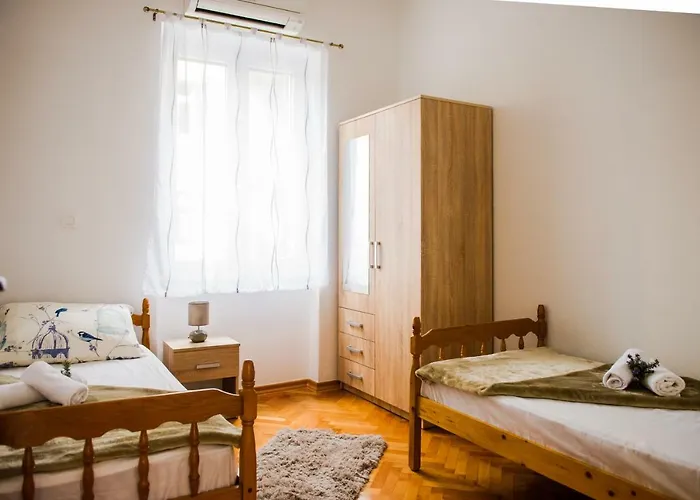 Apartament Dundo Baldo *