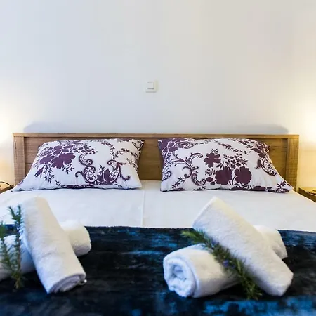 Dundo Baldo سبليت